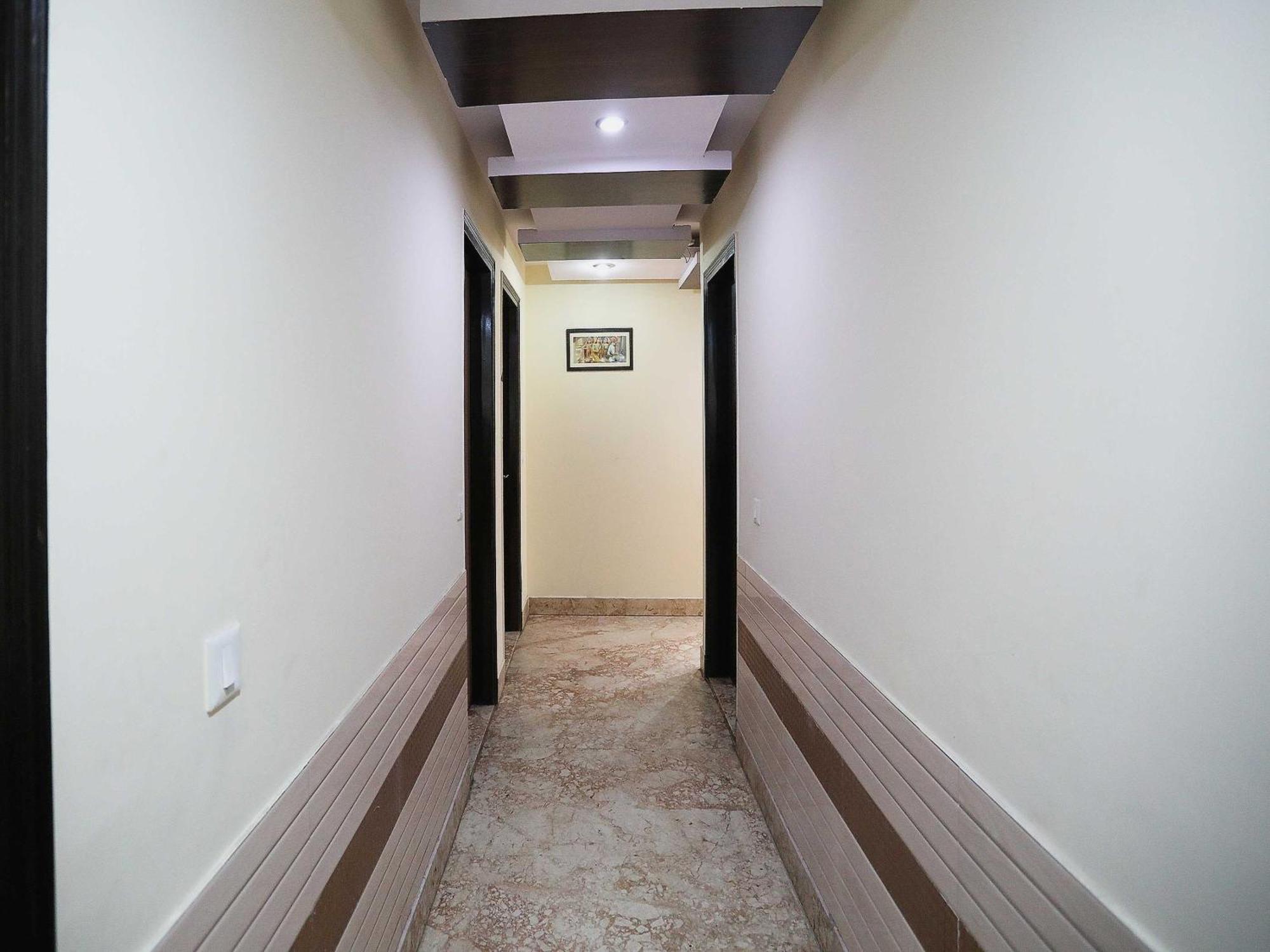Oyo Hotel Vedas Heritage Delhi  Ngoại thất bức ảnh