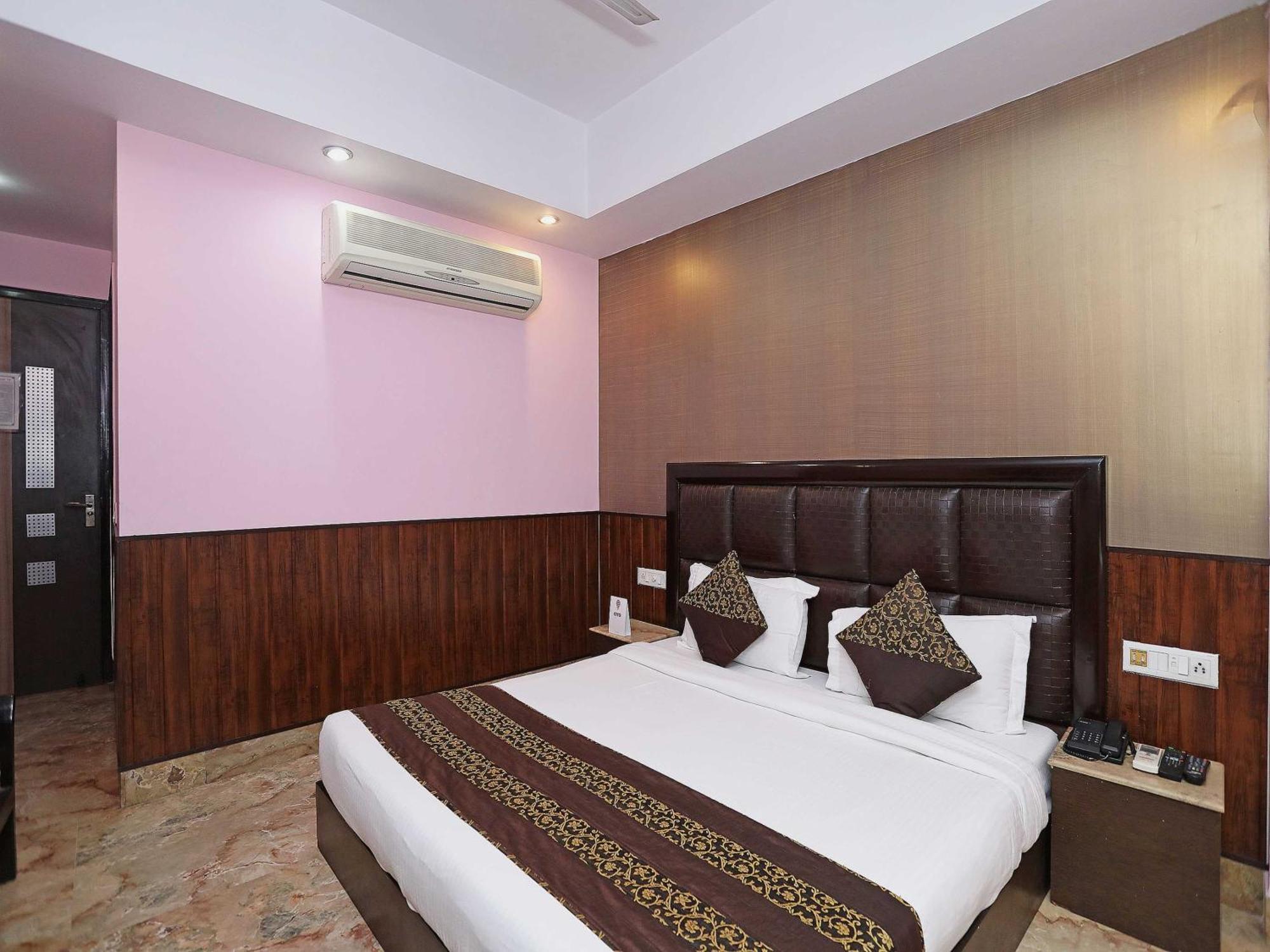 Oyo Hotel Vedas Heritage Delhi  Ngoại thất bức ảnh