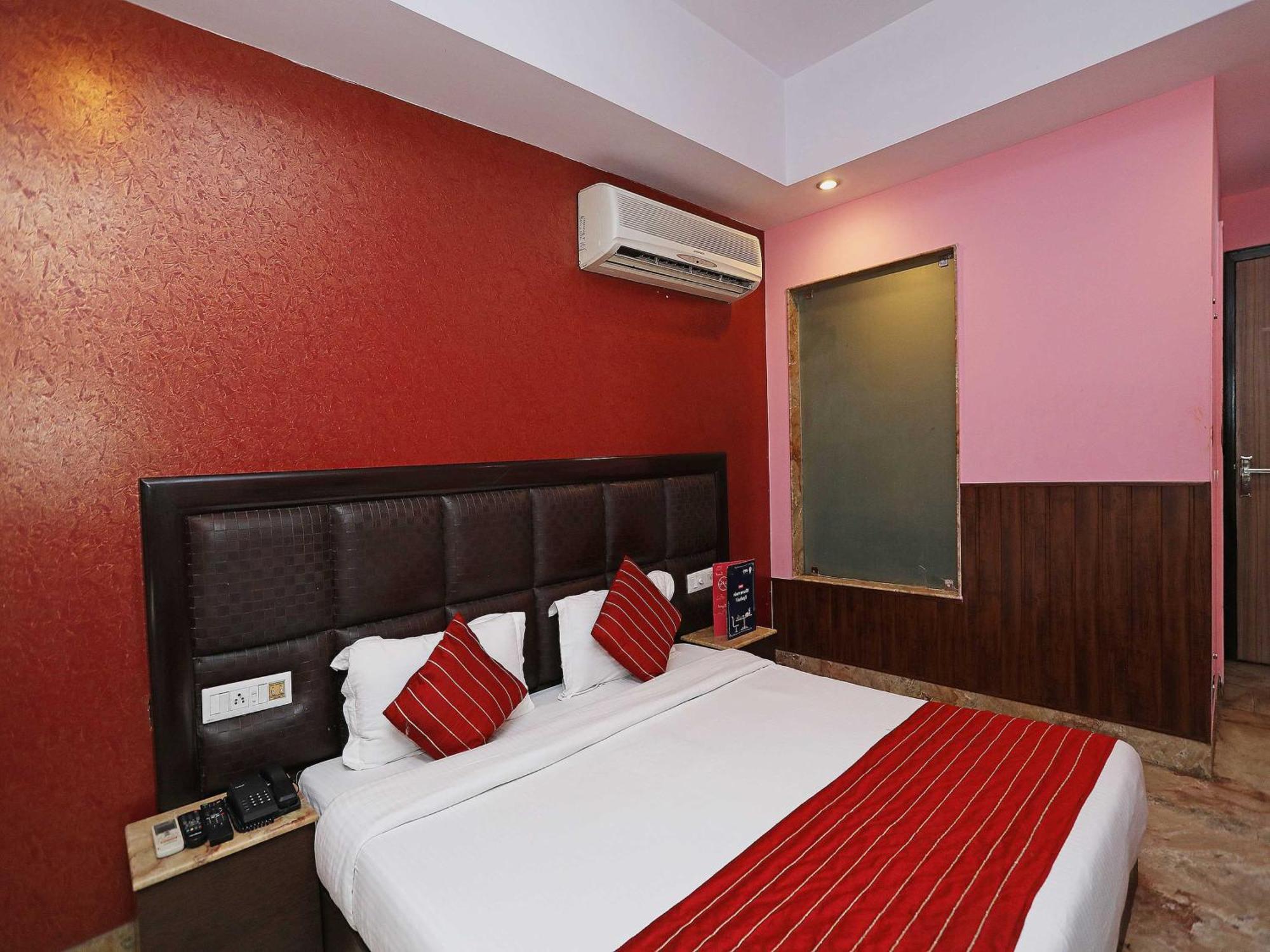 Oyo Hotel Vedas Heritage Delhi  Ngoại thất bức ảnh