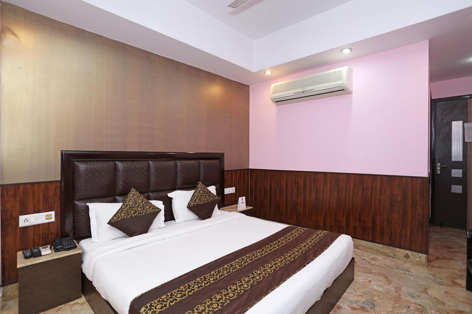 Oyo Hotel Vedas Heritage Delhi  Ngoại thất bức ảnh