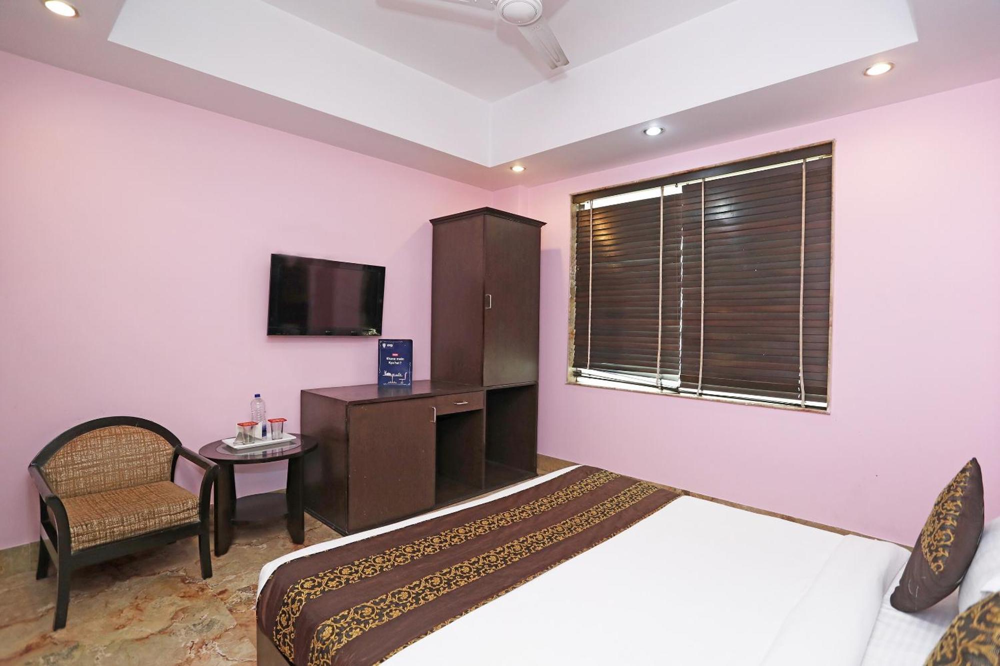 Oyo Hotel Vedas Heritage Delhi  Ngoại thất bức ảnh