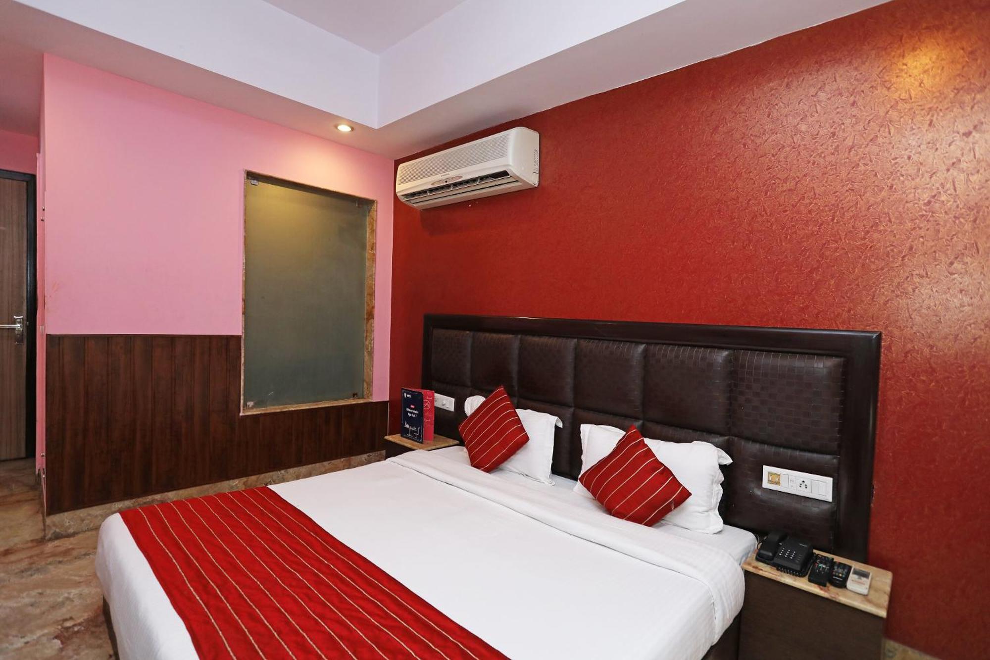 Oyo Hotel Vedas Heritage Delhi  Ngoại thất bức ảnh